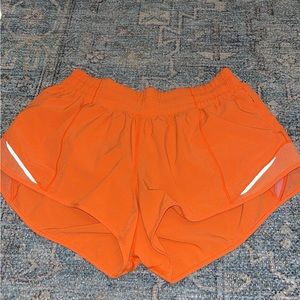 lululemon highlight orange 2.5 size 8 hotty hots